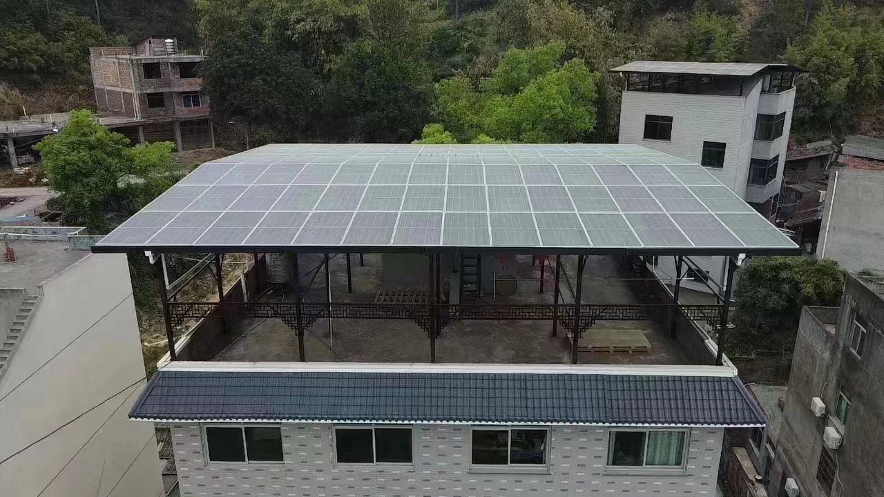 石嘴山15kw+10kwh自建别墅家庭光伏储能系统